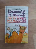 Dummie de Mummie en de Tombe van Achnetoet - Tosca Menten, Ophalen of Verzenden, Zo goed als nieuw, Tosca Menten, Fictie algemeen