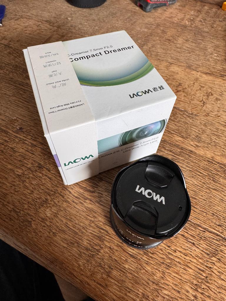 LAOWA 7.5mm MFT f2.0 - C-Dreamer, Ophalen of Verzenden, Zo goed als nieuw, Groothoeklens
