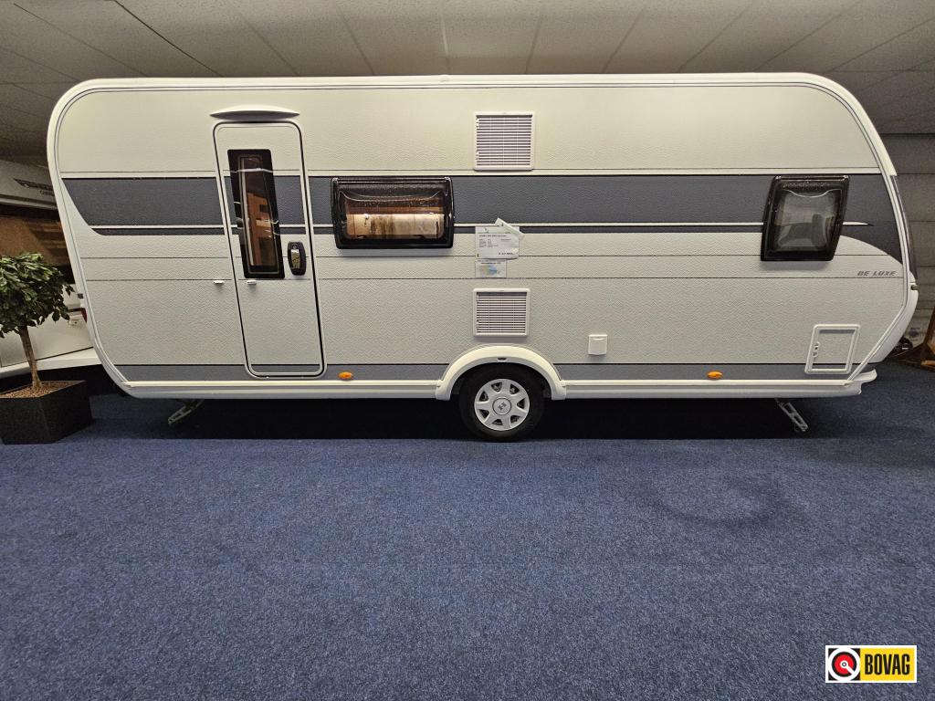 Hobby De Luxe 560 KMFE BUITENSTOPCONTACT, Schokbreker, Rondzit, Hobby, Bedrijf