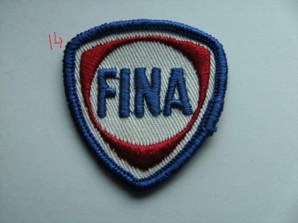 Fina benzine olie patch vintage badge opnaai embleem, Verzamelen, Verzenden, Nieuw, Auto's