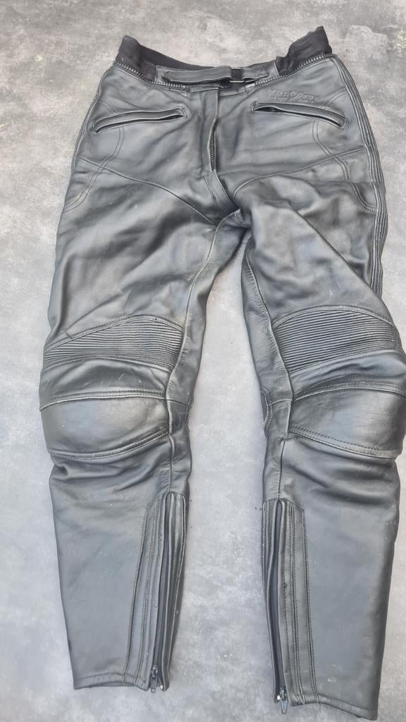 Leren motorbroek maat 44, Kleding | Heren, Broeken en Pantalons, Ophalen of Verzenden, Gedragen, Zwart
