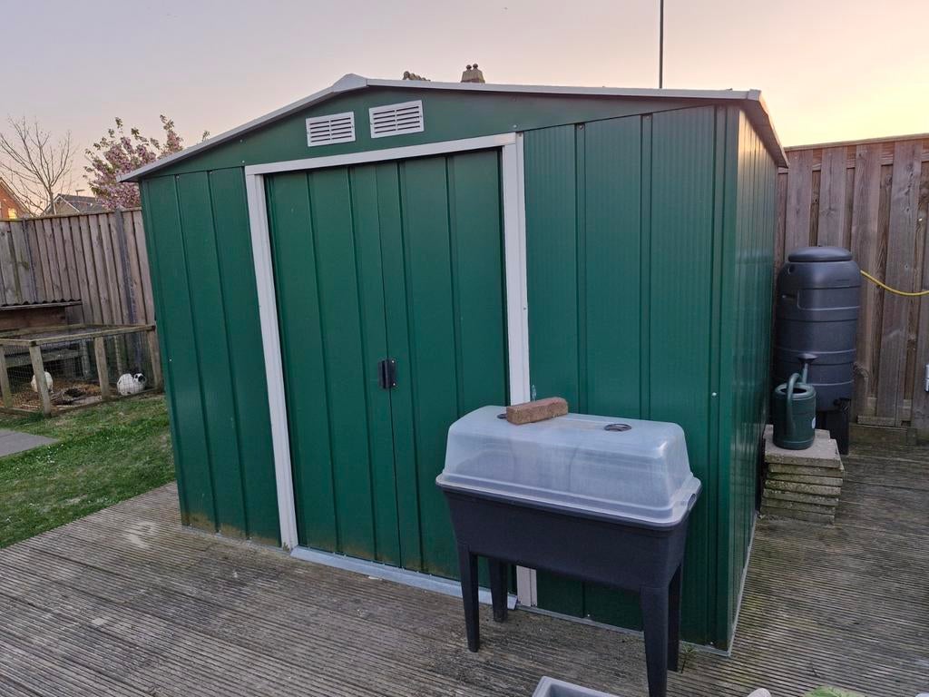 Metalen schuurtje/ tuinhuis, Tuin en Terras, Tuinhuizen, Gebruikt, Schuur, Zonder ramen, Metaal