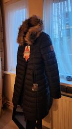 Zwarte winter dames jas, Kleding | Dames, Jassen | Winter, Ophalen of Verzenden, Nieuw, Maat 46/48 (XL) of groter, Zwart