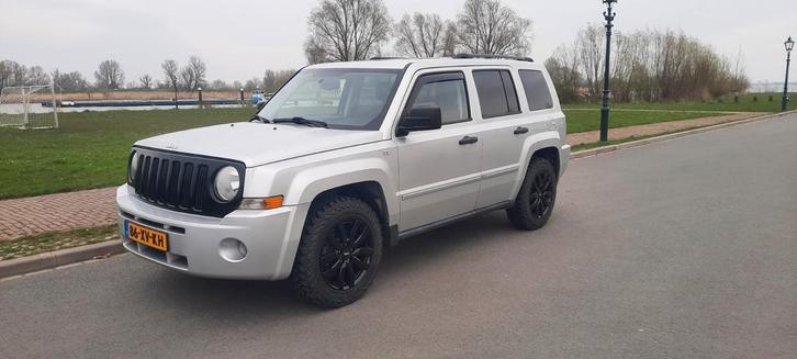 Jeep Patriot 2.4 4wd 2007 *Prijs verlaagd*, Auto's, Jeep, Patriot, 4x4, ABS, Airbags, Airconditioning, Alarm, Centrale vergrendeling