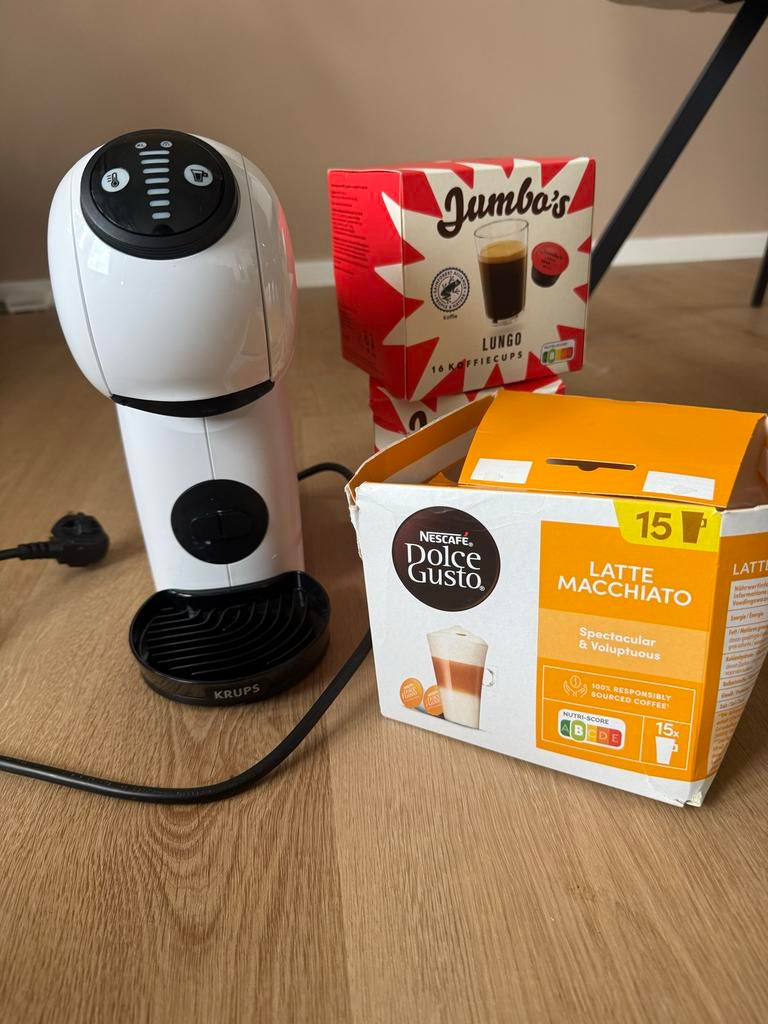 Dolce Gusto koffieapparaat met cups - Zo goed als nieuw, Witgoed en Apparatuur, Ophalen, Zo goed als nieuw, Koffiemachine, Koffiepads en cups