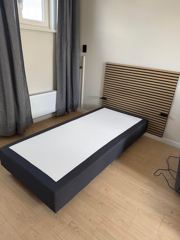 Mörgenn boxspring 90x200cm, Ophalen, Zo goed als nieuw, Eenpersoons, 90 cm