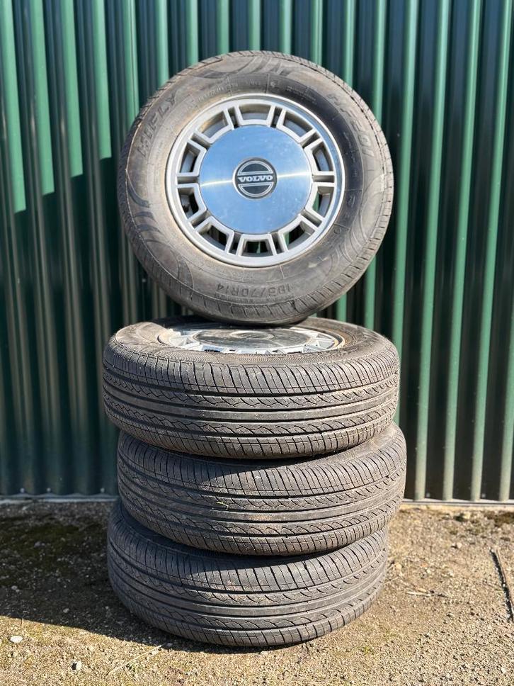 Volvo Dersus 14'' velgen met zgan winterbanden, Auto-onderdelen, Banden en Velgen, Velg(en), Winterbanden, 14 inch, 185 mm, Personenwagen