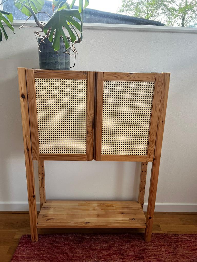 Mooie houten kast met webbing deuren - Ikea - Ivar, Ophalen, Zo goed als nieuw