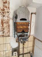 Oude Geiser - Ideaal voor onderdelen of restauratie, Gebruikt, Aardgas, Geiser, Ophalen of Verzenden