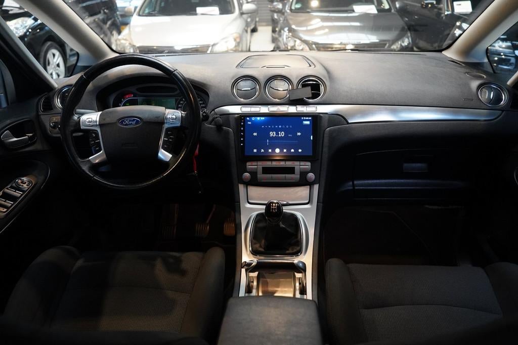 Ford S-MAX 2.0 Trend FlexiFuel 7p. | AIRCO | CRUISE | PDC |, Voorwielaandrijving, Gebruikt, 1505 kg, Bedrijf