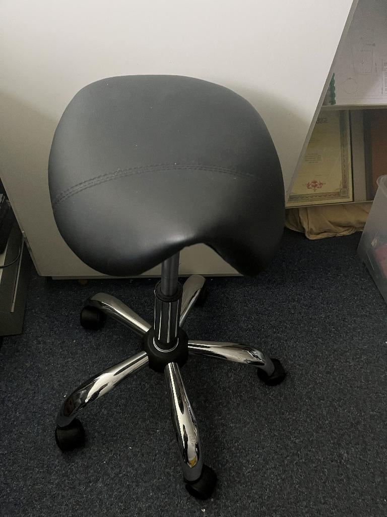 Massage kruk , geheel instelbaar kleur zwart koopje, Ophalen of Verzenden, Zo goed als nieuw, Overige typen