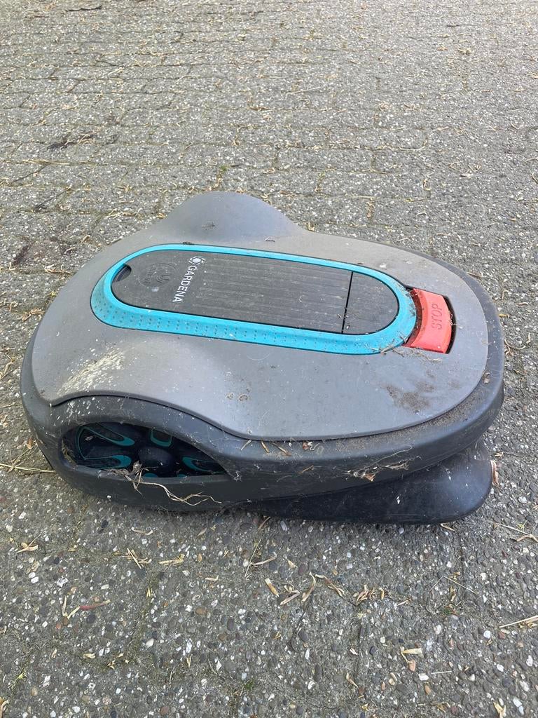 Gardena Robotmaaier - Gebruikt, inclusief laadstation, Tuin en Terras, Ophalen of Verzenden, Gebruikt, 20 tot 25 cm, Bestuurbaar via app