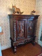 Eiken jachtkast, Ophalen