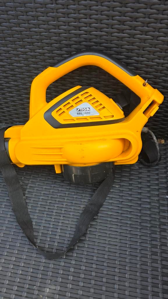 Stiga SBL 2600 Bladblazer - Elektrisch en Handgedragen, Ophalen, Gebruikt, Stiga, Handgedragen