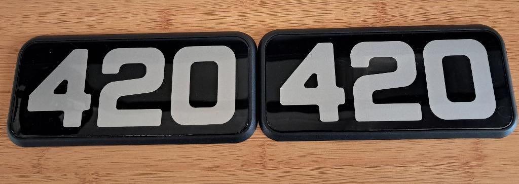 Set Volvo emblemen, Auto-onderdelen, Vrachtwagen-onderdelen, Ophalen of Verzenden, Nieuw, Volvo, Overige Auto-onderdelen