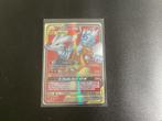 Reshiram & Charizard GX Pokémon kaart, Hobby en Vrije tijd, Verzamelkaartspellen | Pokémon, Ophalen of Verzenden, Zo goed als nieuw