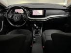 Skoda Octavia 1.0 TSI Ambition LED NAVI CLIMA CARPLAY TREKHA, Auto's, Voorwielaandrijving, Stof, Gebruikt, Wit