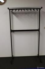 Online Veiling: Vrijstaande kapstok met hoedenplank, Gebruikt