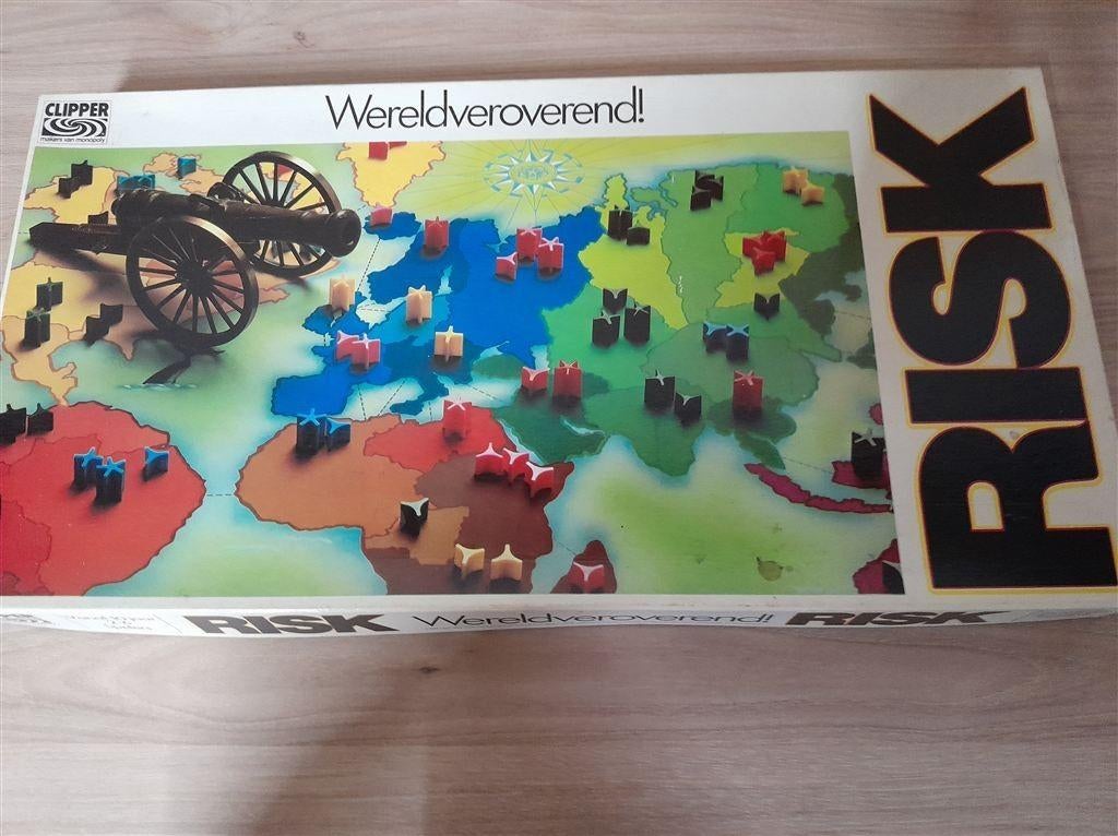 risk witte doos mooie uitgave [s1287], Hobby en Vrije tijd, Gezelschapsspellen | Bordspellen, Verzenden, Zo goed als nieuw