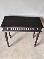 Zwarte houten sidetable, haltafel met sierlijke poten., Huis en Inrichting, Ophalen, Gebruikt, 50 tot 100 cm, .