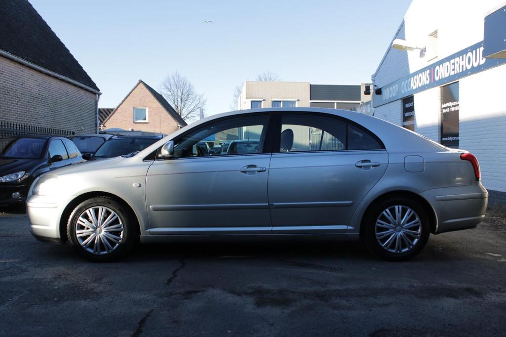 Toyota Avensis 2.0 VVTi Linea Luna | Airco | Elec ramen | Cr, Voorwielaandrijving, 1998 cc, Stof, Zwart