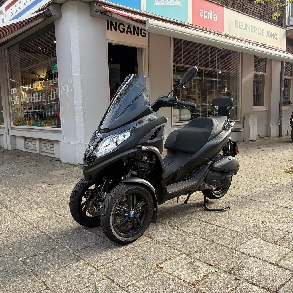 Piaggio MP3 300 Sport HPE Matzwart |  29/8/2023 |  689 km, Overige modellen, 300 cc, Zo goed als nieuw, Benzine
