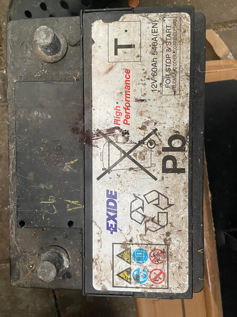 Diverse gebruikte auto accu's: Varta, High Performance, Peug, Auto-onderdelen, Accu's en Toebehoren, Ophalen of Verzenden, Gebruikt