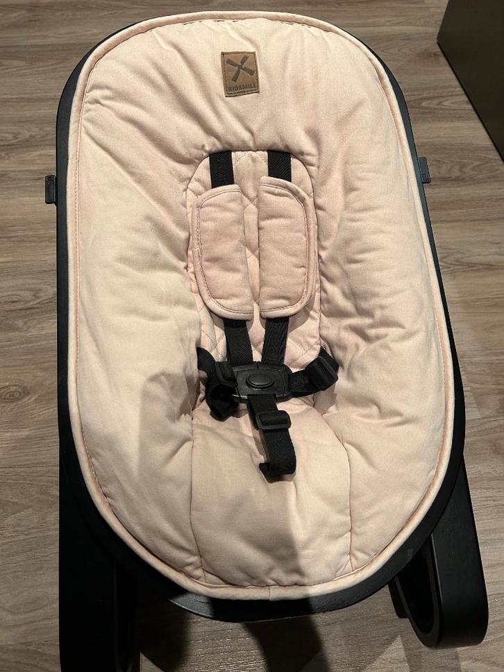Kidsmill Up! Wipstoel met roze bekleding, Kinderen en Baby's, Kinderstoelen, Zo goed als nieuw, Overige typen, Ophalen