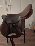 Stübben springzadel, Dieren en Toebehoren, Paarden en Pony's | Zadels, Ophalen, Gebruikt, Springen