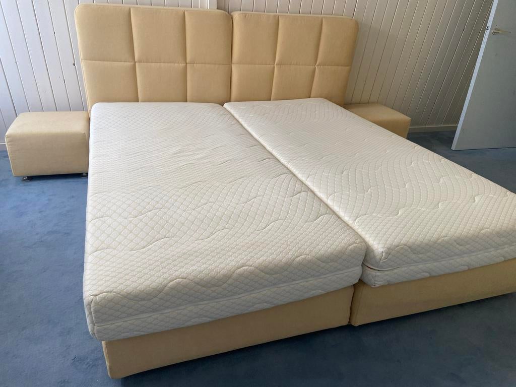 Tweepersoonsbed 180x200 cm - Comfortabel en Ruim, Huis en Inrichting, Ophalen, Gebruikt, Overige kleuren, Tweepersoons