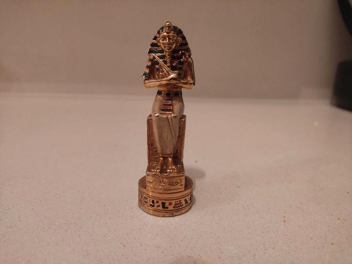 Egyptisch beeldje Toetanchamon, Antiek en Kunst, Kunst | Beelden en Houtsnijwerken, Beeld, Metaal, Man, Minder dan 20 cm, Afrika