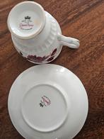 Queen Anne kop en schotel met rozen, Antiek en Kunst, Ophalen of Verzenden