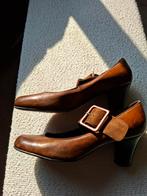 Leren dames schoen met hak, Ophalen of Verzenden, Zo goed als nieuw, Bruin