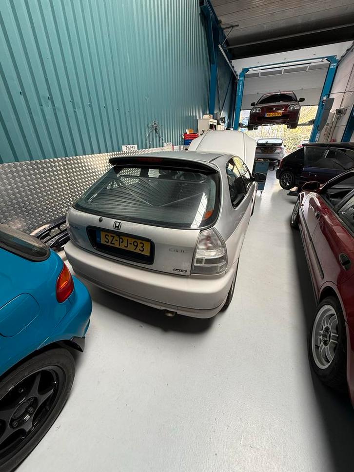 Honda Civic ej9 k20a2, Auto's, Honda, Particulier, Civic, Benzine, F, Hatchback, Handgeschakeld, Origineel Nederlands, Zilver of Grijs