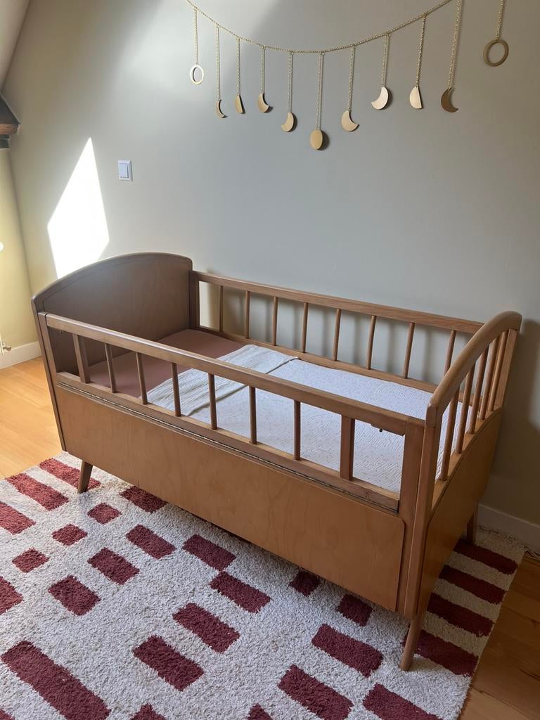 Cosleeper en ledikant vintage hout, Kinderen en Baby's, Babywiegjes en Ledikanten, Ophalen, Zo goed als nieuw, Ledikant