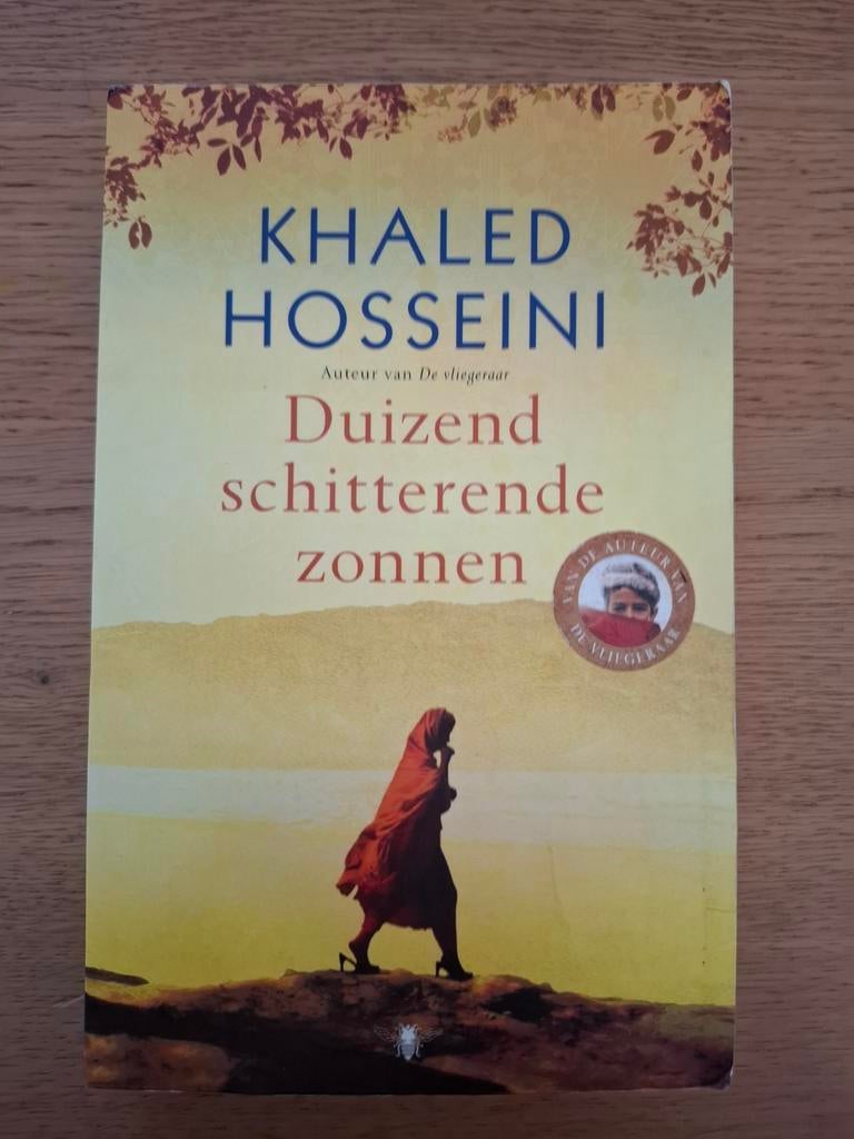 Duizend schitterende zonnen - Khaled Hosseini, Boeken, Romans, Ophalen of Verzenden, Gelezen, Khaled Hosseini, Nederland