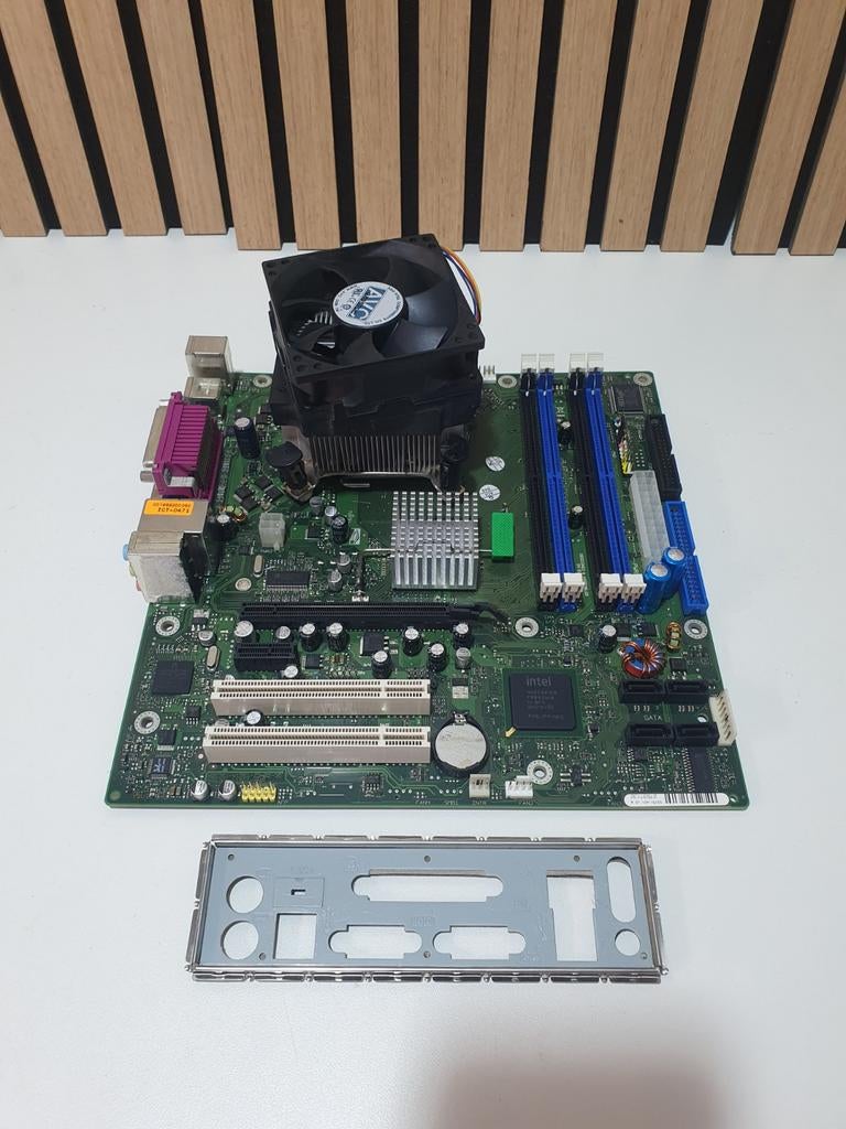 Fujitsu D2151‑A21 GS 4 Moederbord LGA 775 + Pentium E2180, Computers en Software, Moederborden, ., Zo goed als nieuw, ., Intel