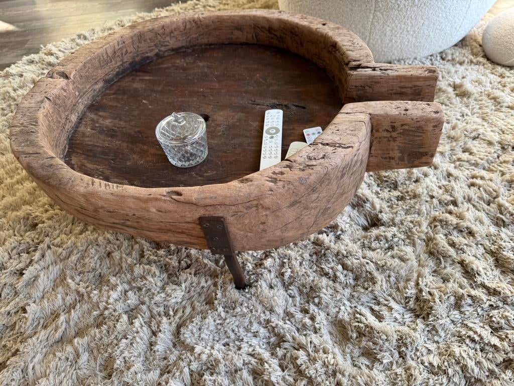 Houten tafel van een boomstam, Huis en Inrichting, Tafels | Salontafels, Ophalen, Overige materialen, 50 tot 100 cm, Zo goed als nieuw