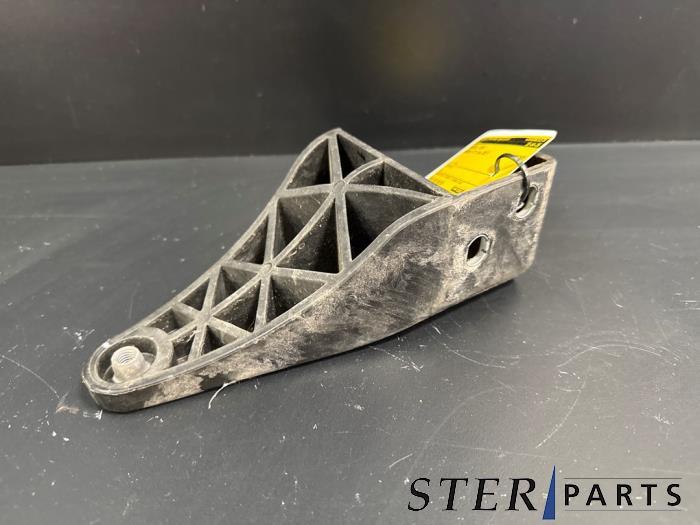 Frontdeel steun van een Mercedes Vito, Auto-onderdelen, Gebruikt, -, Ophalen of Verzenden, -