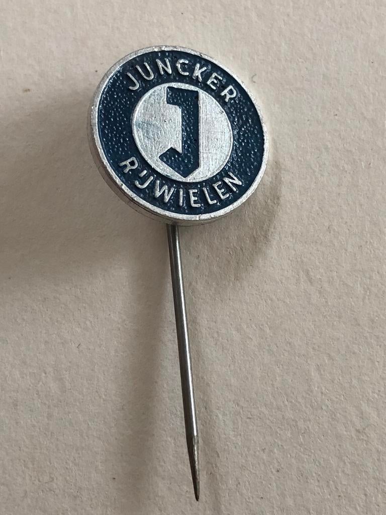 Oud speldje Juncker rijwielen, Ophalen of Verzenden, Gebruikt, Merk, Speldje of Pin
