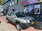 Hyundai Tucson 2.0i Dynamic airco trekhaak nieuw apk, Gebruikt, 4 cilinders, Origineel Nederlands, Handgeschakeld