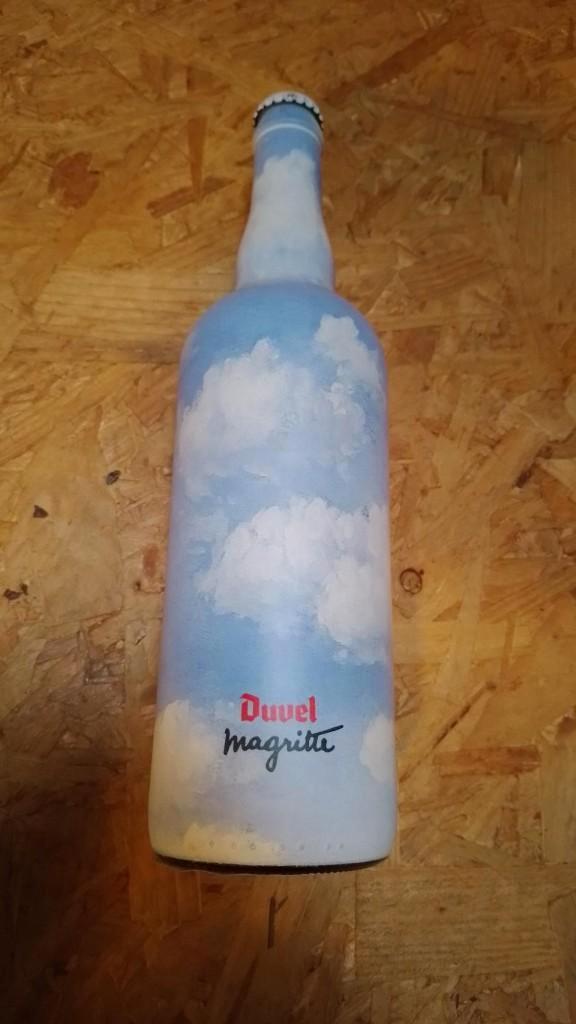 speciale Duvel Magritte fles (leeg), Verzamelen, Biermerken, Gebruikt, Flesje(s), Duvel, Ophalen of Verzenden