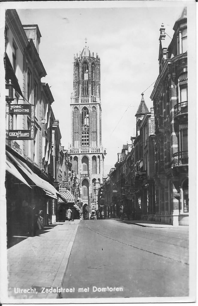 Utrecht Zadelstraat met Domtoren., Verzamelen, Ophalen of Verzenden, 1940 tot 1960, Gelopen, Utrecht