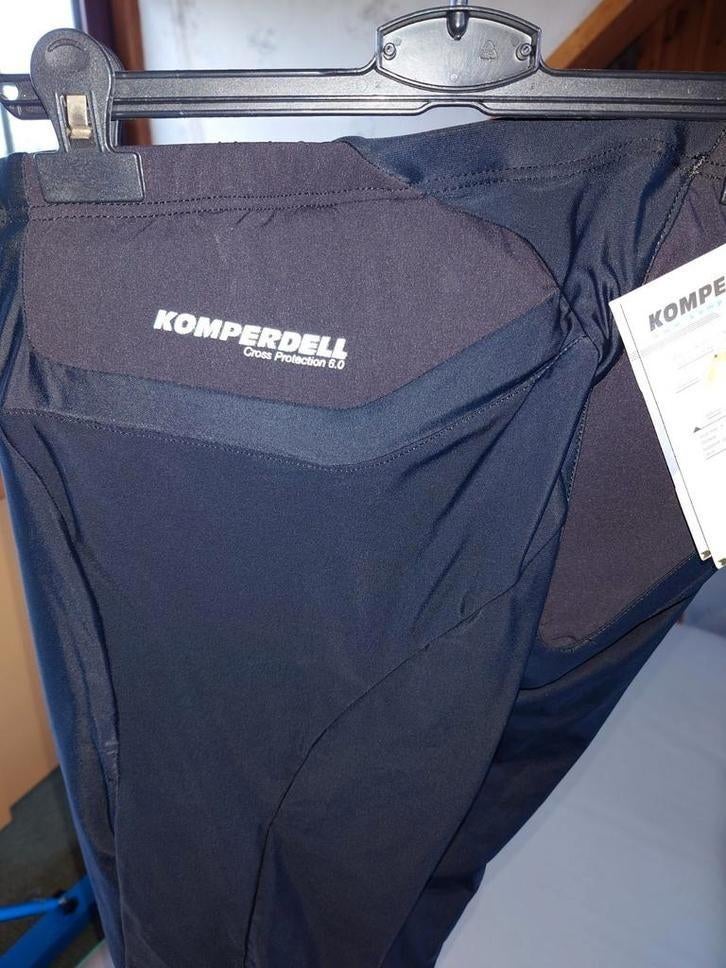 Komperdell Cross Protection short 6.0 XXL of XS - Nieuw!, Sport en Fitness, Overige merken, 160 tot 180 cm, Nieuw, Ophalen of Verzenden