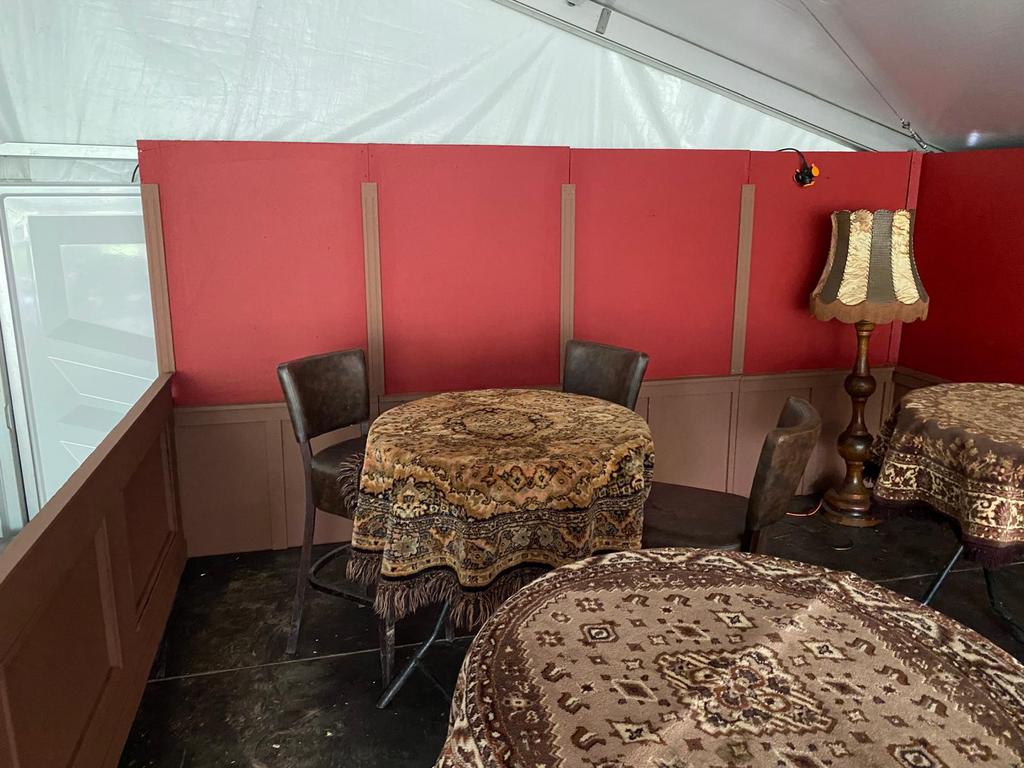 Lambrisering panelen / decorwand / café stijl, Ophalen, Zo goed als nieuw, Halloween of Griezel