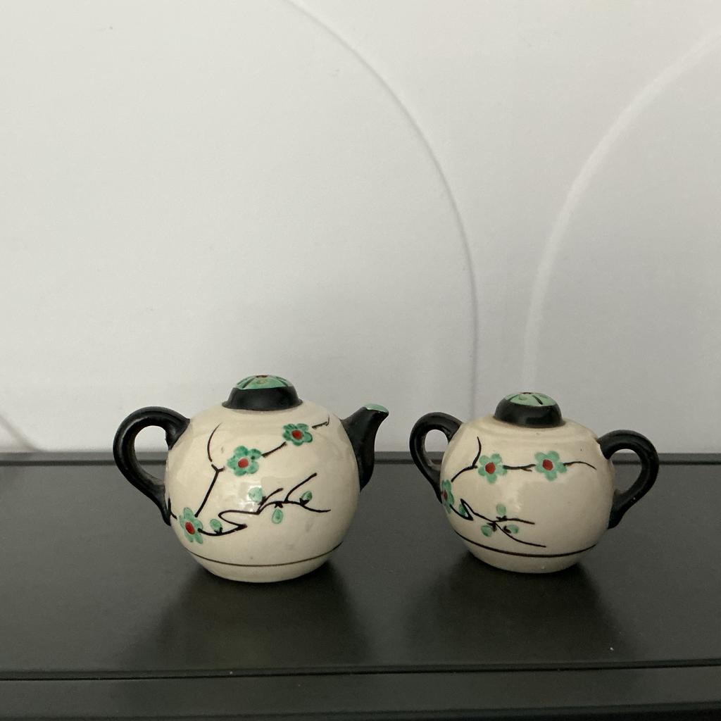 Peper en zout stelletje in theepot vorm, Gebruikt, Keramiek, Overige typen, Ophalen of Verzenden