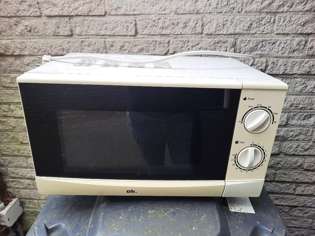 OK Magnetron  OMW 171‑W – 700W – werkt goed, Ophalen, Gebruikt, Vrijstaand, Magnetron