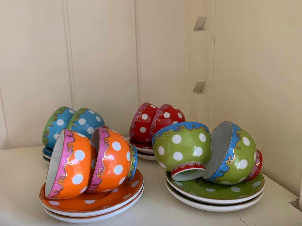 Oilily servies, Ophalen, Zo goed als nieuw, Overige stijlen, Kop(pen) en/of Schotel(s)