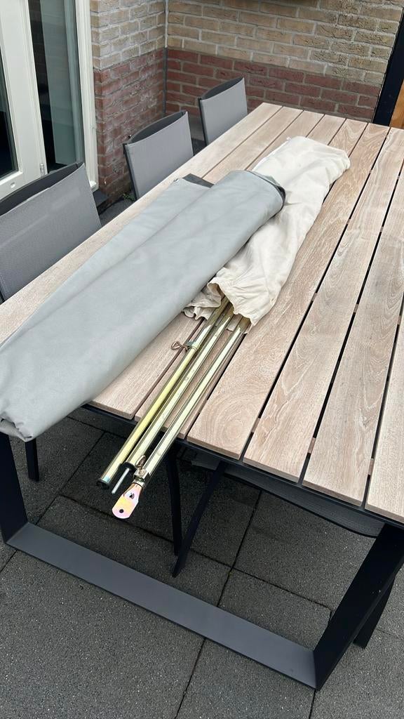 Dorema uitbouw zijtent (Aanritsbaar), Ophalen, Gebruikt, Tot en met 2