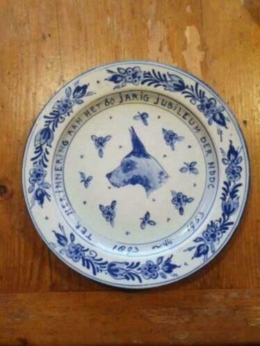 Wandbordje 60 jaar nddc Ned. Duitse Doggen Club 1893 1953, Ophalen